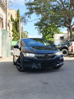 Honda Grace 1.5 Petrol FWD 2018 Black