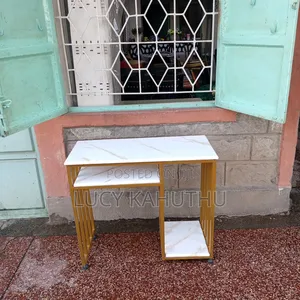 Manicure Table With Power Coating Frame