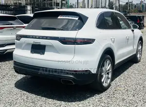 Porsche Cayenne 2020 White
