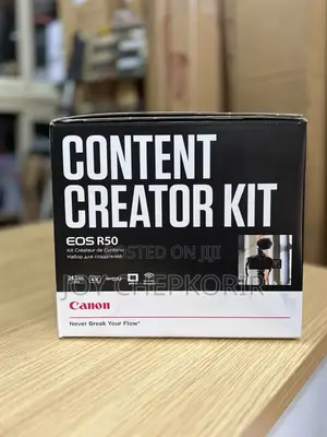 Canon Eos R50 Creator Kit