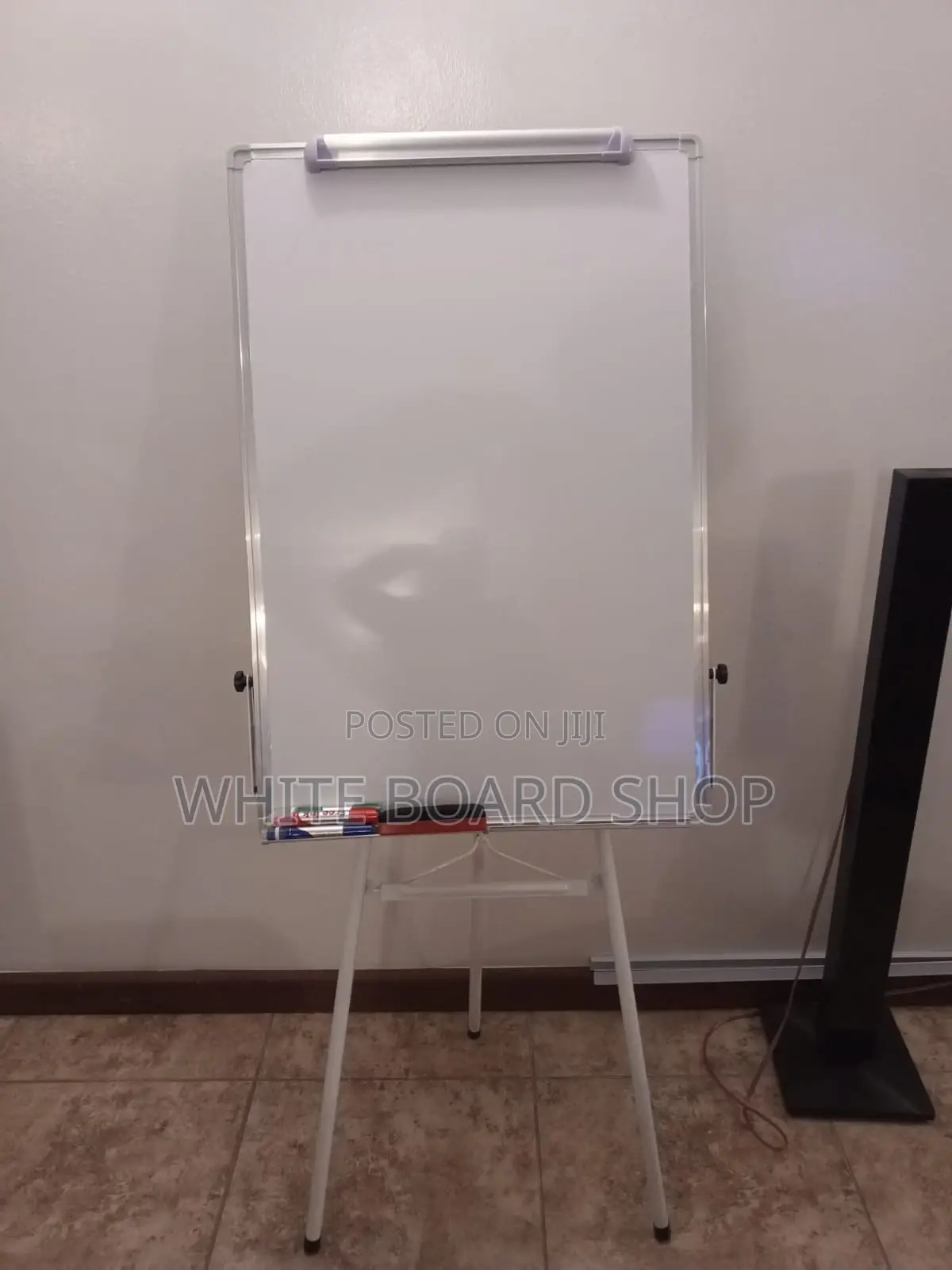 Office Magnetic Flip Chart Stand 60cm X 90cm (2ft X 3ft)