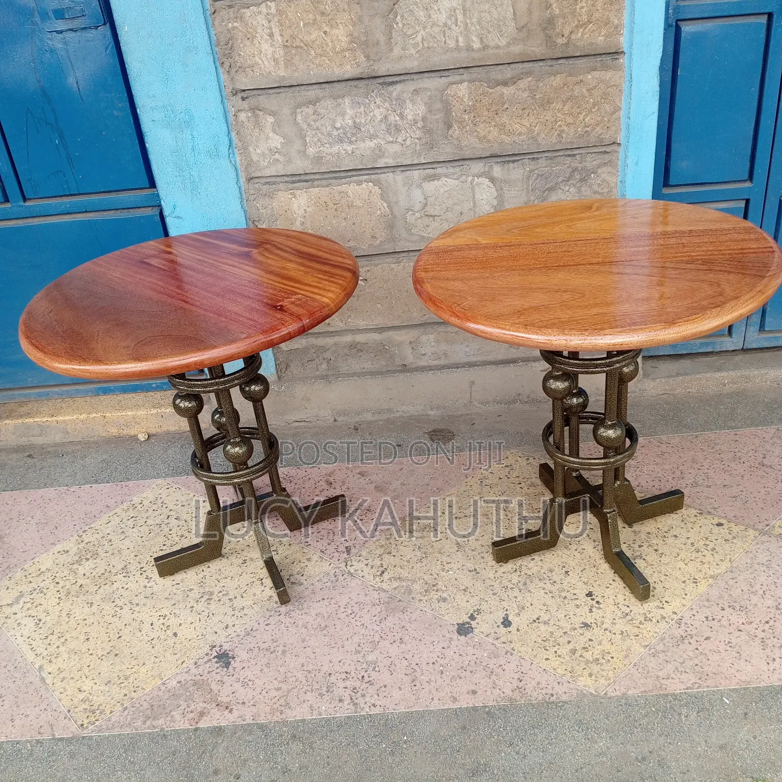Restaurant Mahogany Table With Power Coating Finish