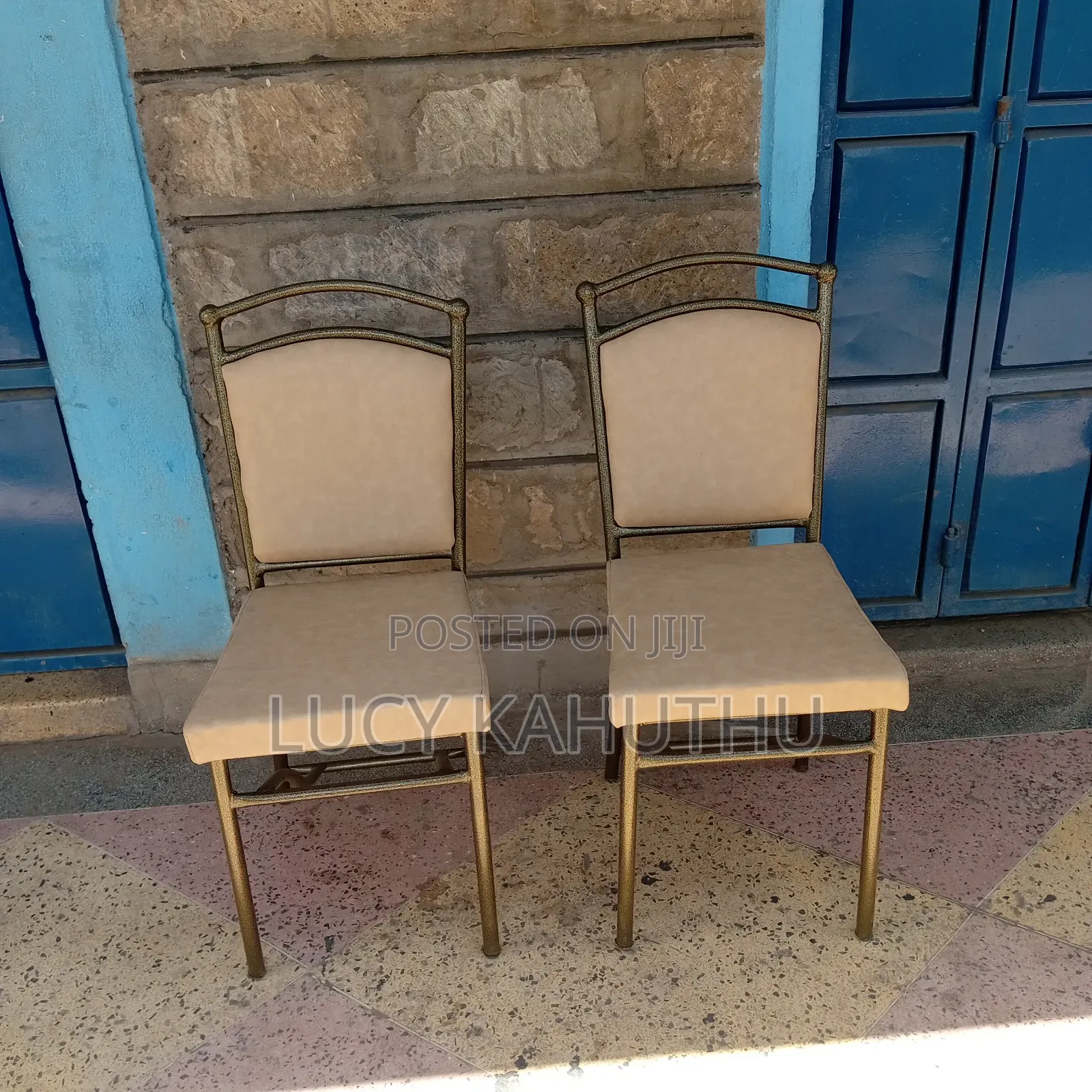 Restaurant Ball Chairs With Power Coating Finish