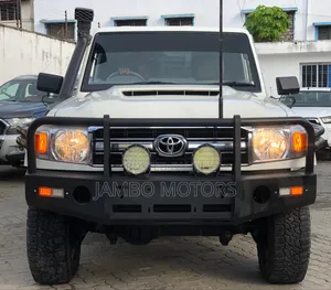 Toyota Land Cruiser 79 Series 2019 White