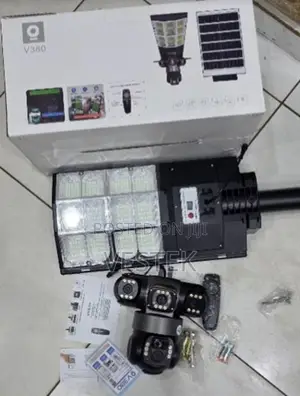 Solar Flood Light Street Light Solar 4g Triple Camera