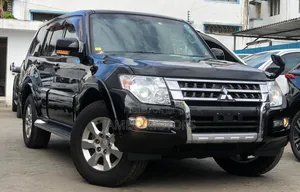 Mitsubishi Pajero V80 3.2 DI-D 2018 Black