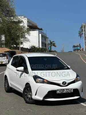 Toyota Vitz 2017 White