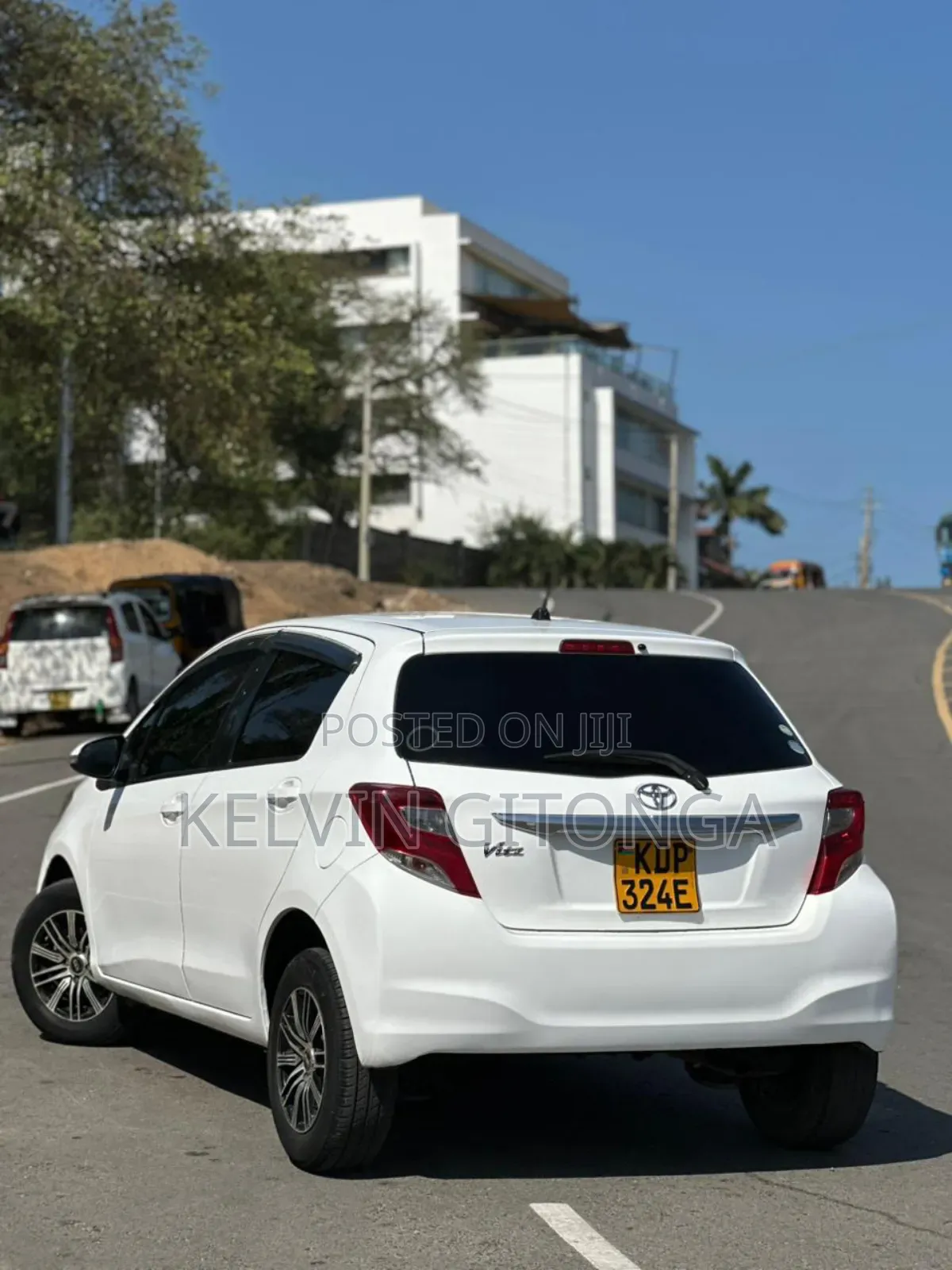 Toyota Vitz 2017 White