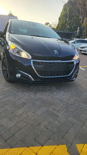 Peugeot 208 2018 Purple