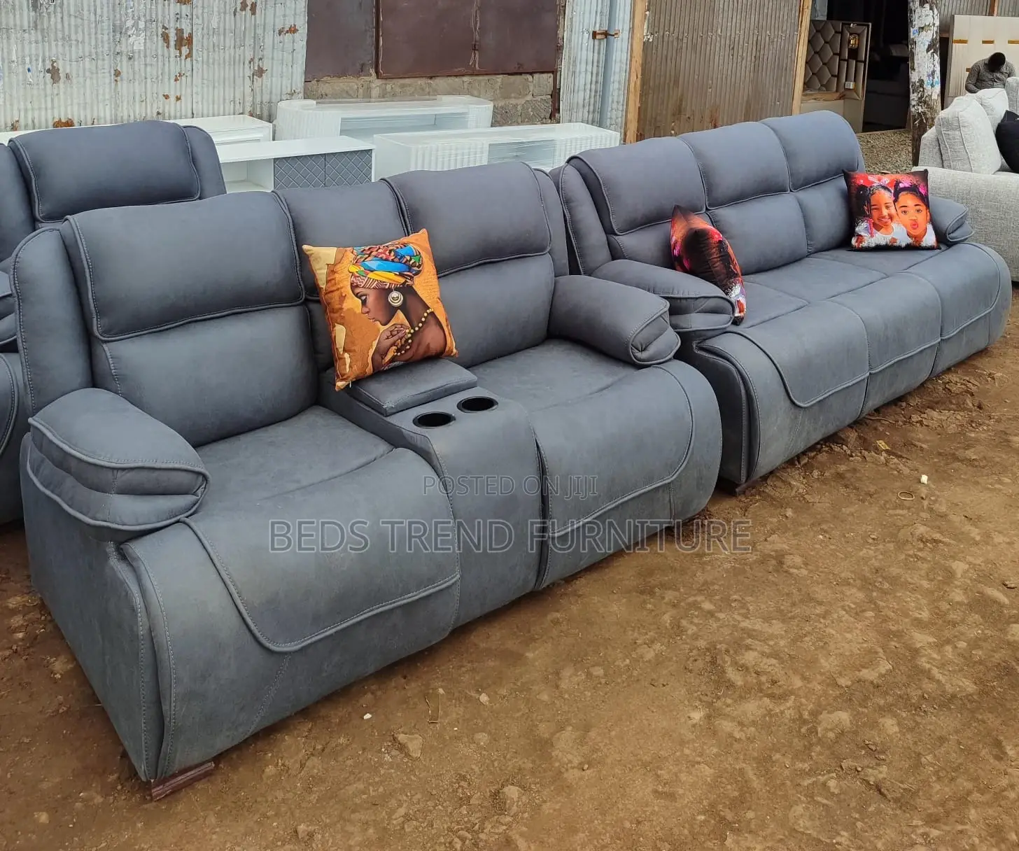 Universal Classy 5 Seater Semi Recliner Sofa 3,2