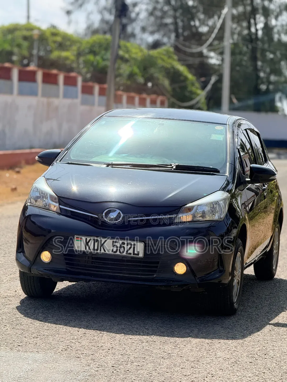 Toyota Vitz 2018 Black