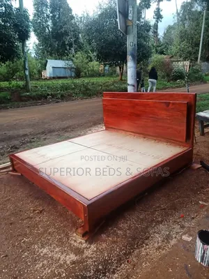 Classic Mahogany Bed Size 5 by 6 - Free Delivery