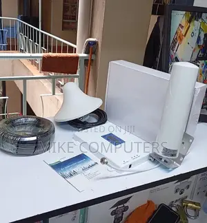 18 Dbi GSM R Outdoor Antenna Aerial 689 2700 MHZ
