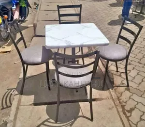 Affordable Restaurant Chairs to Start a Business With