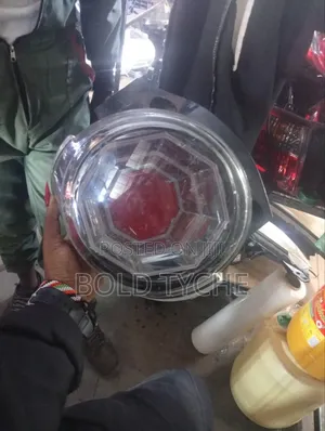 Daihatsu Cast Xjapan Taillight