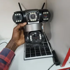 Solar Powered CCTV 3lens 3 Screen PTZ Cameras