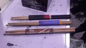 Tama/Pearl/Promark Drumsticks Wooden