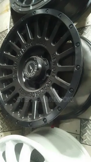 Tx Prado J150 Size 17inch Offset Rims