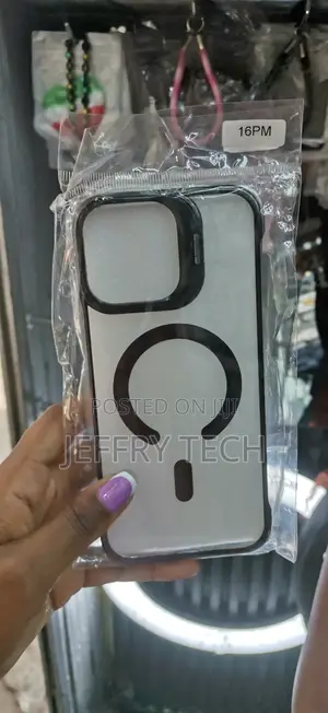 Iaiyoxi Magnetic Clear Case for iPhone 16 Pro Max -Black