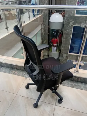 Ergonomic Mesh Office Chair in Black