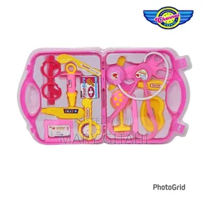 Doctor Plastic Playset Kit With Foldable Suitcase,