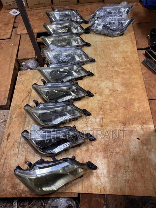 Axio 161 Headlights