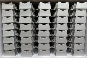 Universal Fibre Pole Brackets