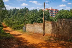 1/2{Half} Acre for Sale in Kikuyu Dagoreti Rd Near Clintons Hotel