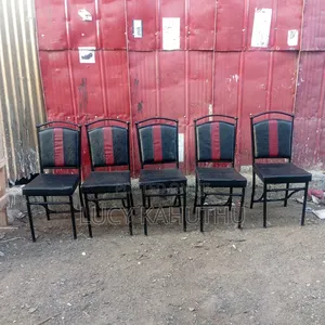 Black and Red Blended Ball Chairs