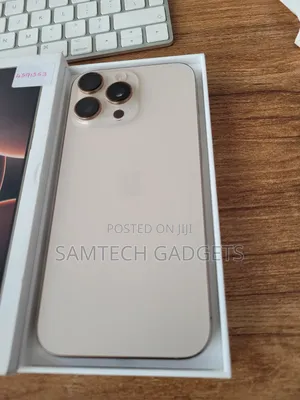 Apple iPhone 16 Pro Max 256 GB Gold