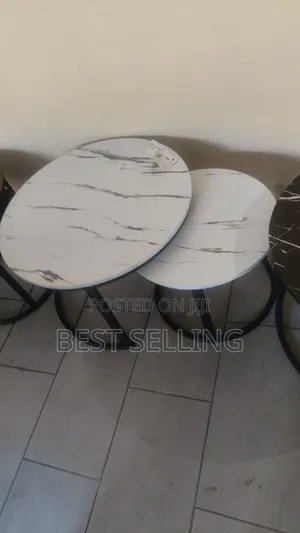 2 Pieces Round Coffee Table