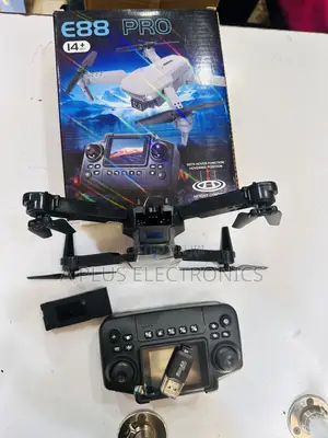 E88 Pro Drone (With Camera and Screen) – Long Battery