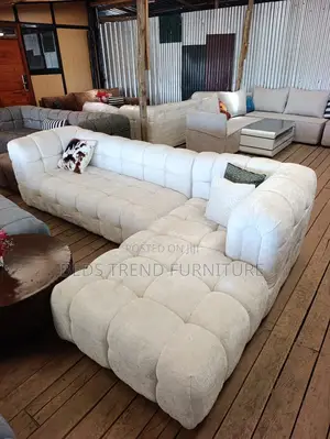 White Cosy Bubbled 6 Seater L Sofa