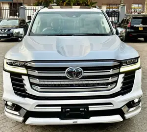 Toyota Land Cruiser Prado 4.0 2022 White