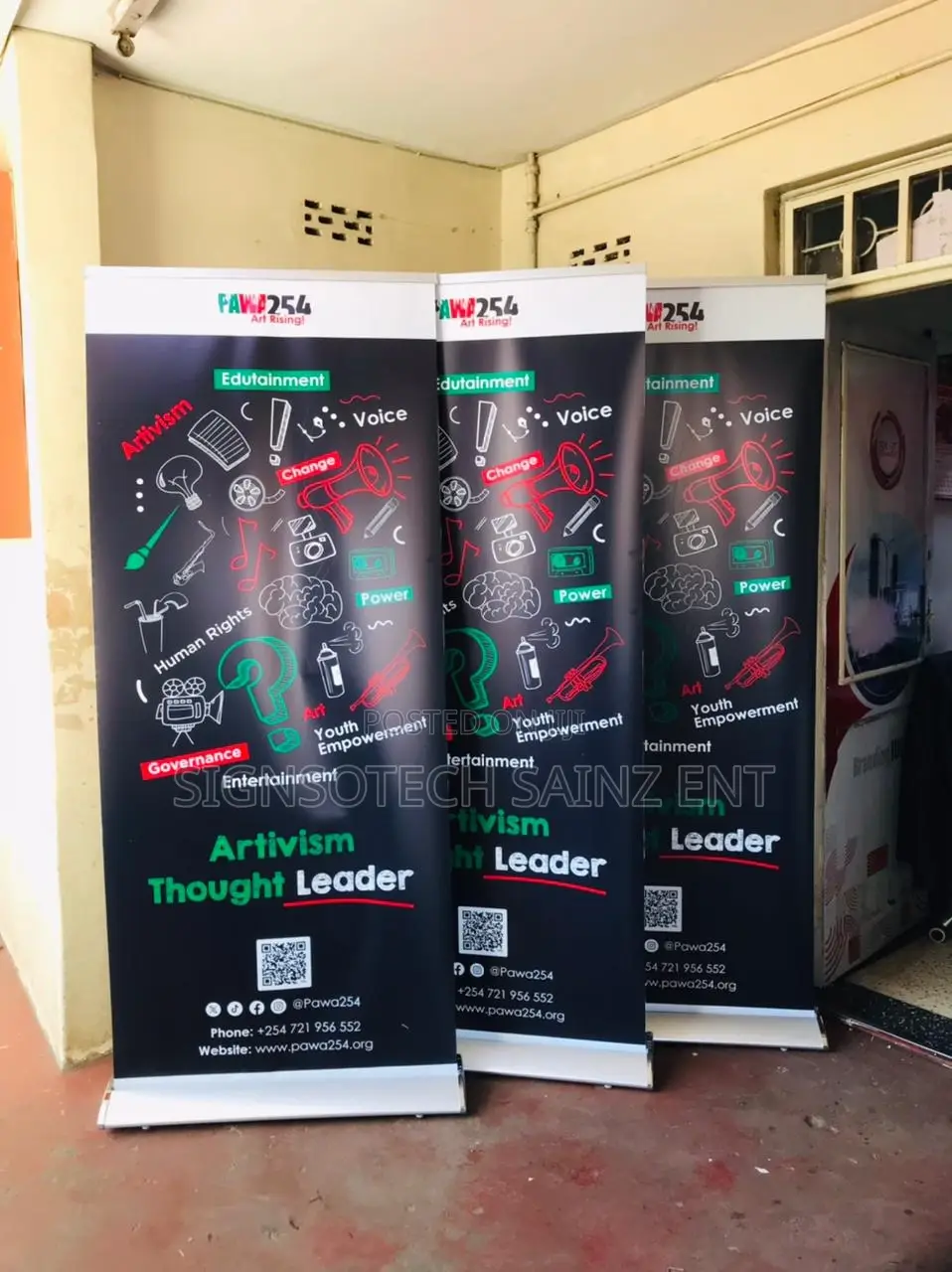Roll Up Banners