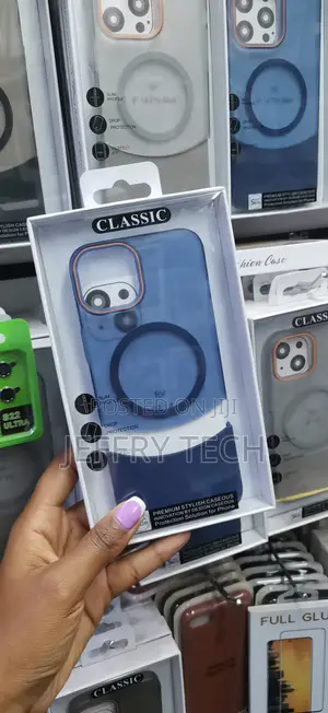 Gioser Matte Magnetic 2 in 1 Clear Case for iPhone 14 Blue