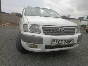 Toyota Succeed 2013 White