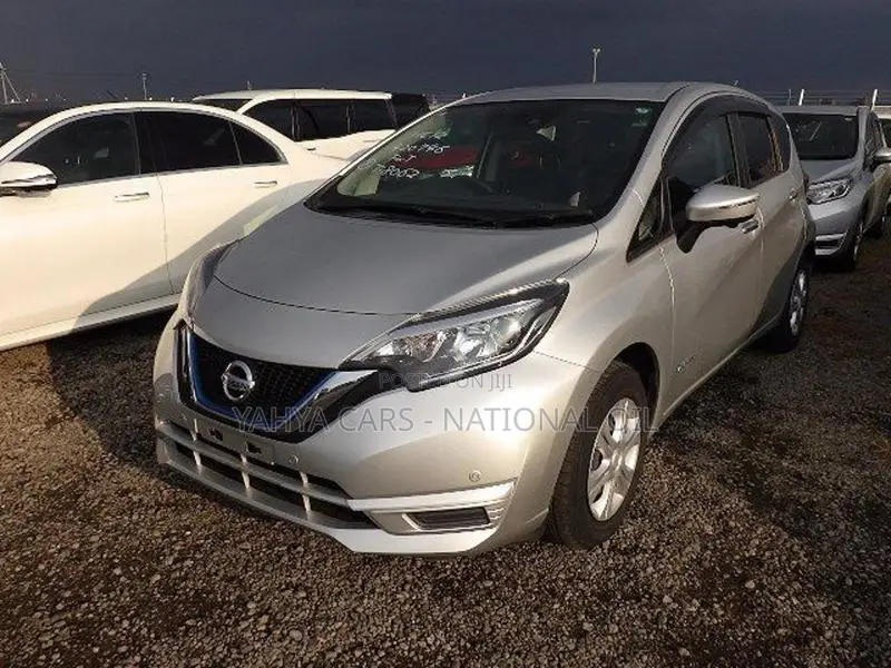 Nissan Note 2019 Silver