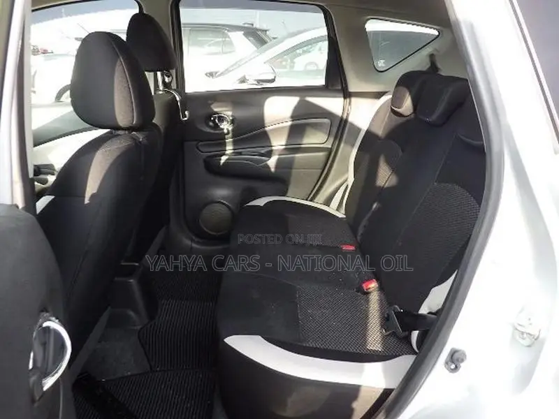 Nissan Note 2019 Silver