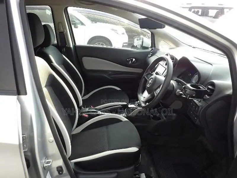 Nissan Note 2019 Silver