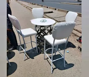 Laser Cut Drum Table With Curved Restaurant Chairs