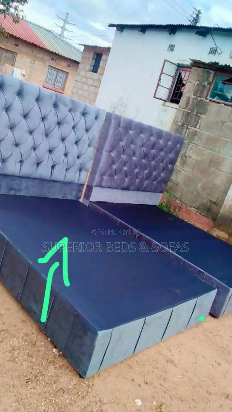 Grey Tufted Panel Bed Size 5 by 6