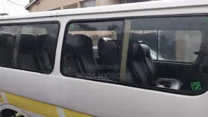 Toyota HiAce 2010 White