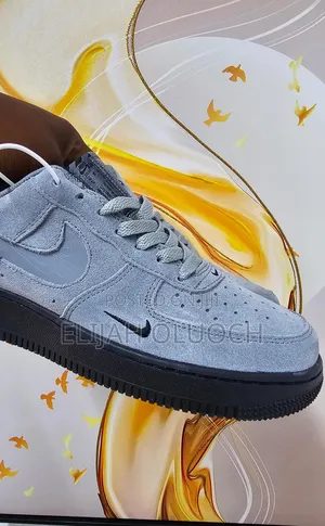 Nike Airforce 1 'cool Grey'
Quality 👌🏼👌🏼
Sizes 38-45