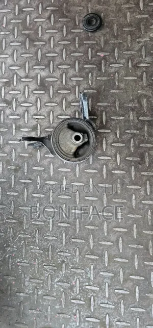 Honda Fit Gearbox Mounting on Sale