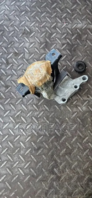 Suzuki Swift Engine Mounting