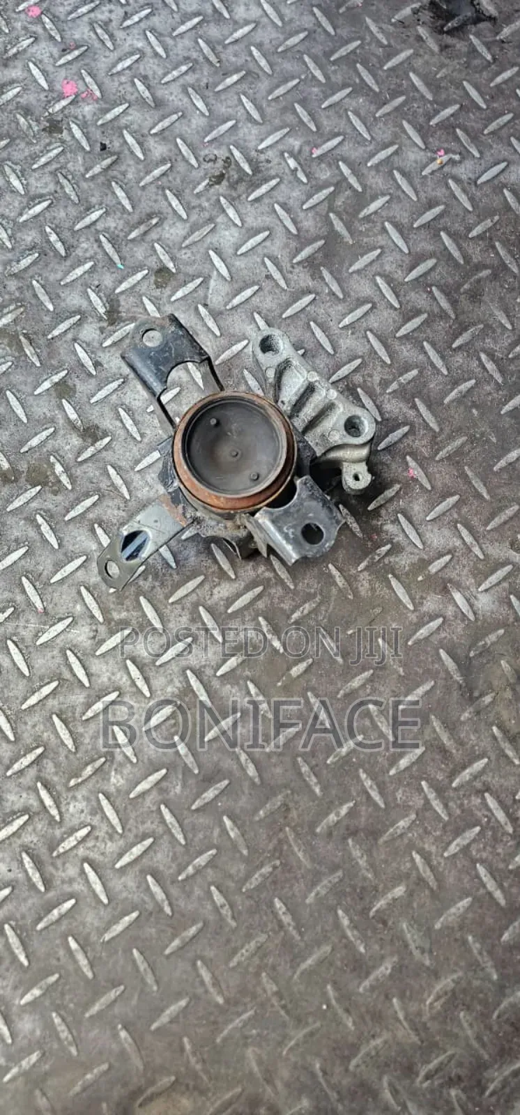 Suzuki Alto 2018 Engine Mounting