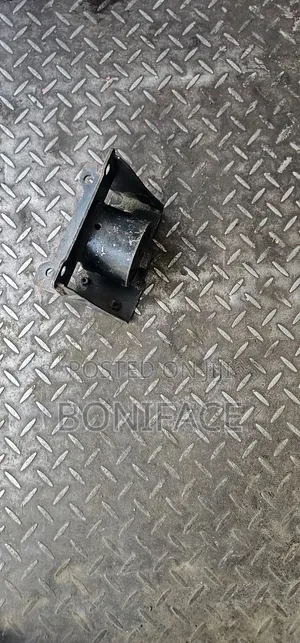 Suzuki Gearbox Mounting Available