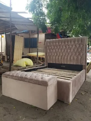 Beige Tufted Quality 5 by 6 Bed