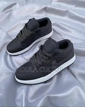 Nike Jordan 1 Lowcut